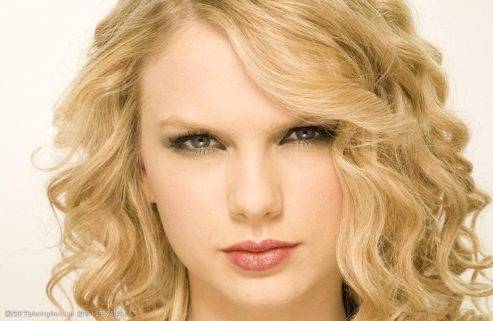关键词:taylor swift 泰勒 183斯威夫特 歌手 金发 人物图库 明星偶像