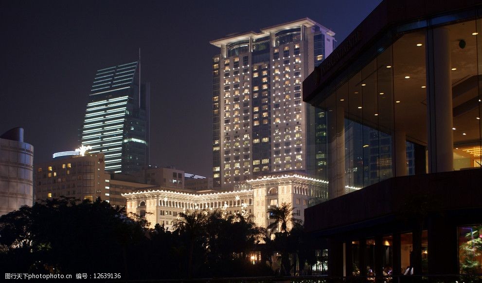 香港半岛酒店夜景图片
