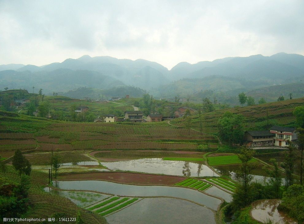 四川小山村图片