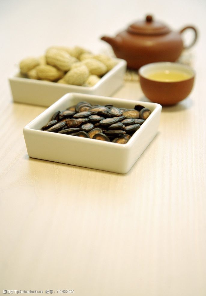 瓜子花生配茶图片