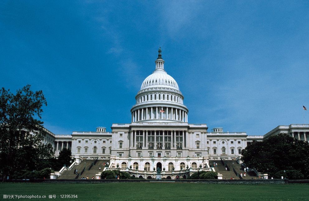 关键词:美国国会正面高清图 美国 国会 华盛顿 蓝天 草地 建筑 标志