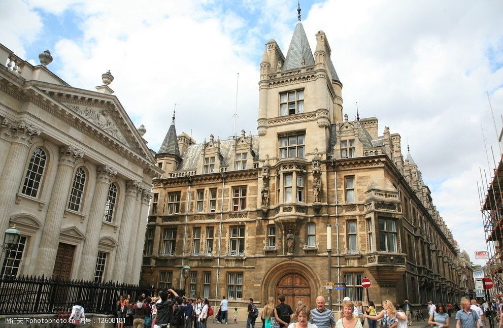 关键词:剑桥大学的欧式建筑 剑桥大学 欧式建筑 英国人 人流 建筑摄影