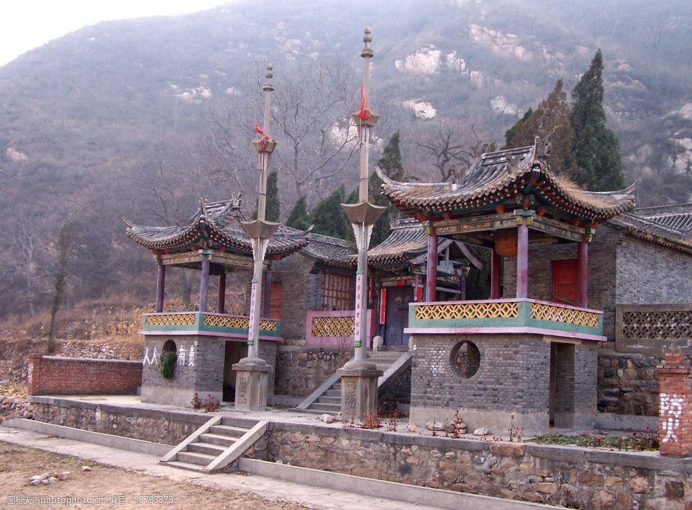 河北平山营里药王庙石旗杆图片