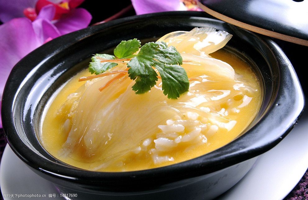 鱼翅捞饭图片