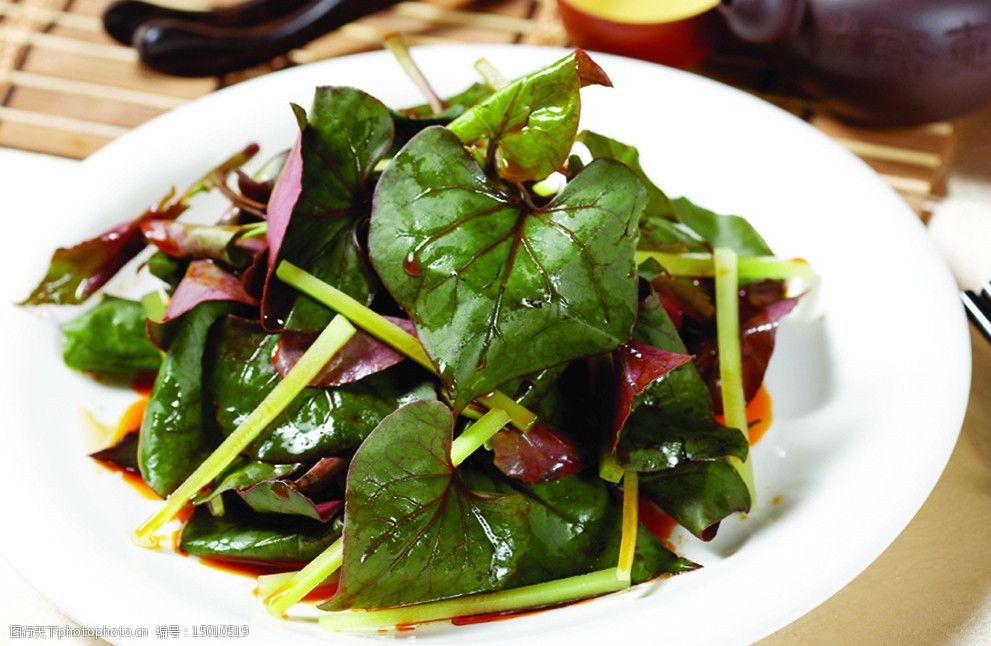 关键词:凉拌折耳根 凉拌 折耳根 香菜 湘菜 川菜 芹菜 盘子 美食 传统