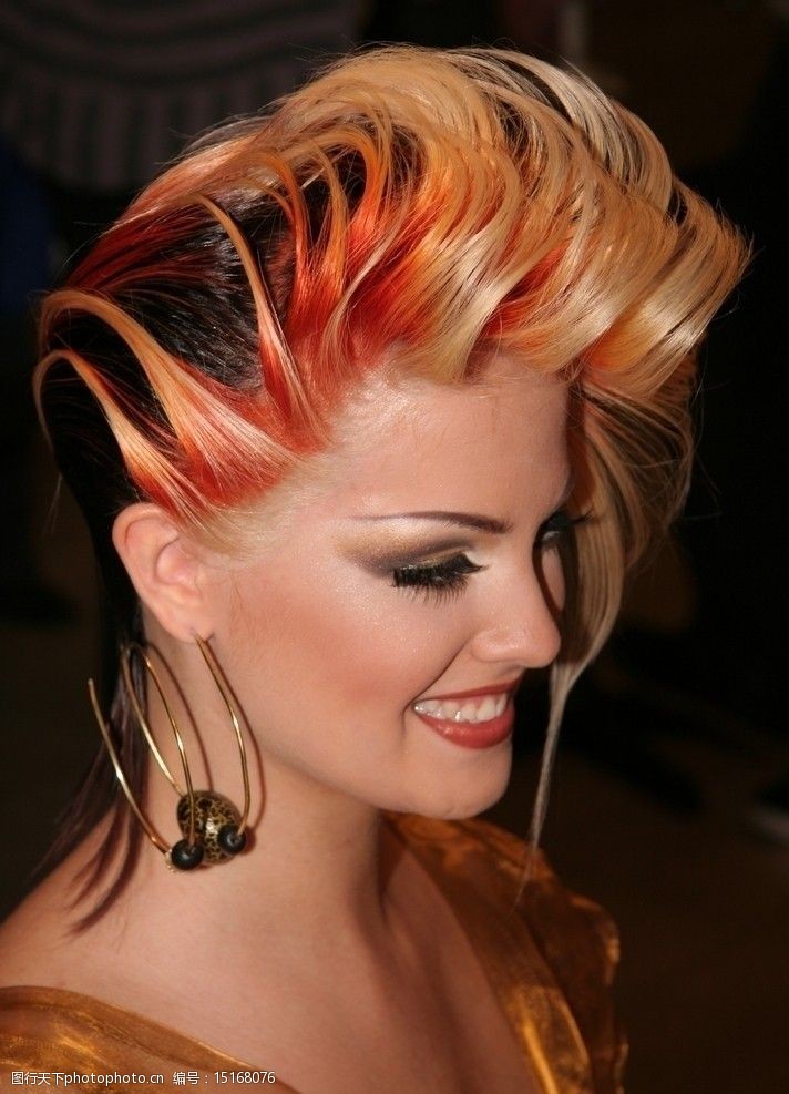 酷发艳妆图片