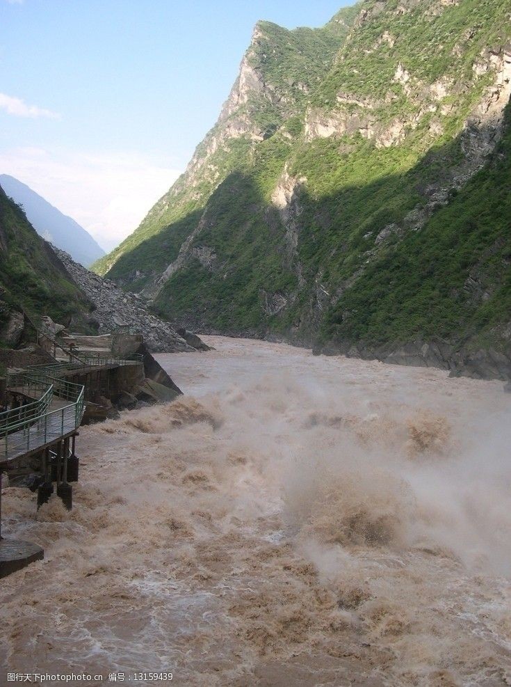 关键词:金沙江虎跳峡 江河 山峡 金沙江 虎跳峡 波涛汹涌 自然风景