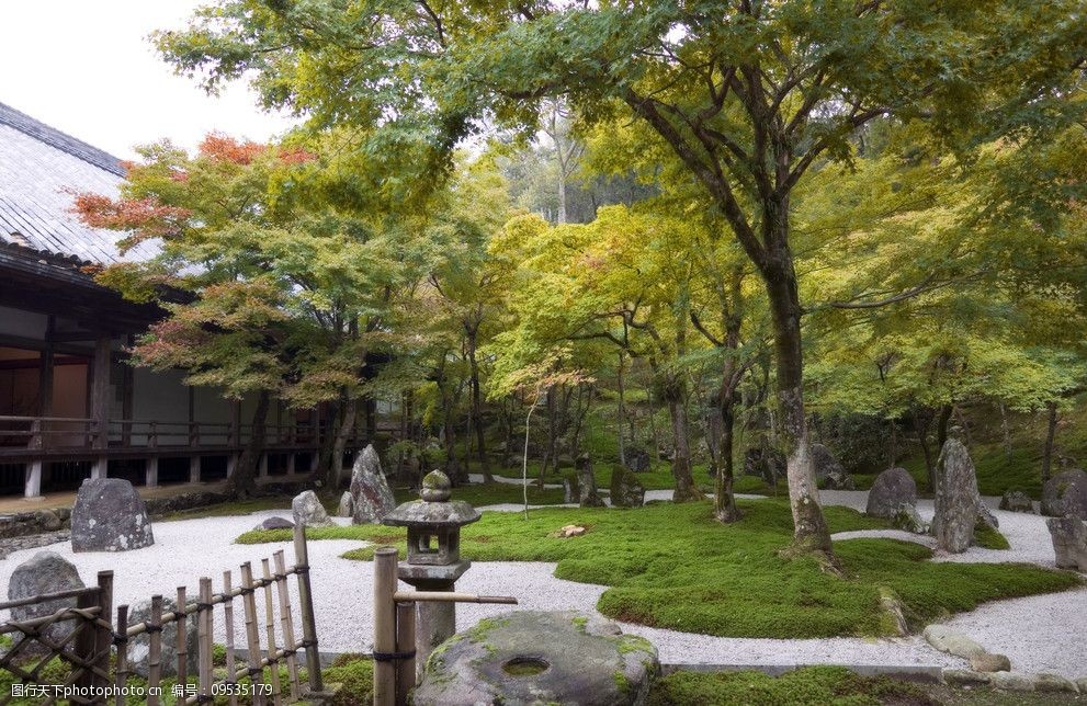 光明禅寺的庭园图片