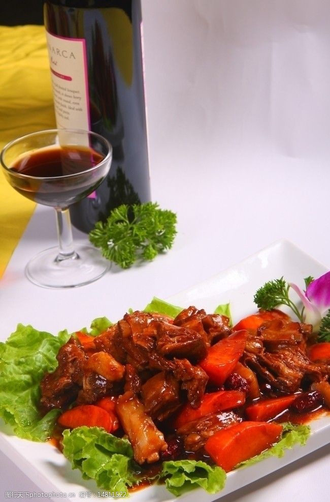红焖藏牦牛肉图片图片-图行天下图库